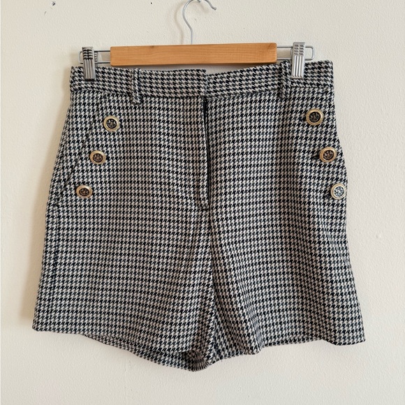 Zara Black and White Houndstooth High Waist Shorts - Picture 1 of 4